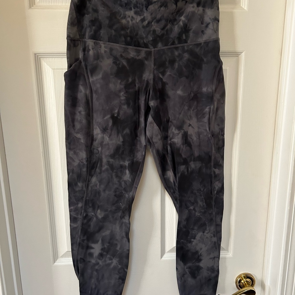 Lululemon Athletica Black Tie Dye Leggings